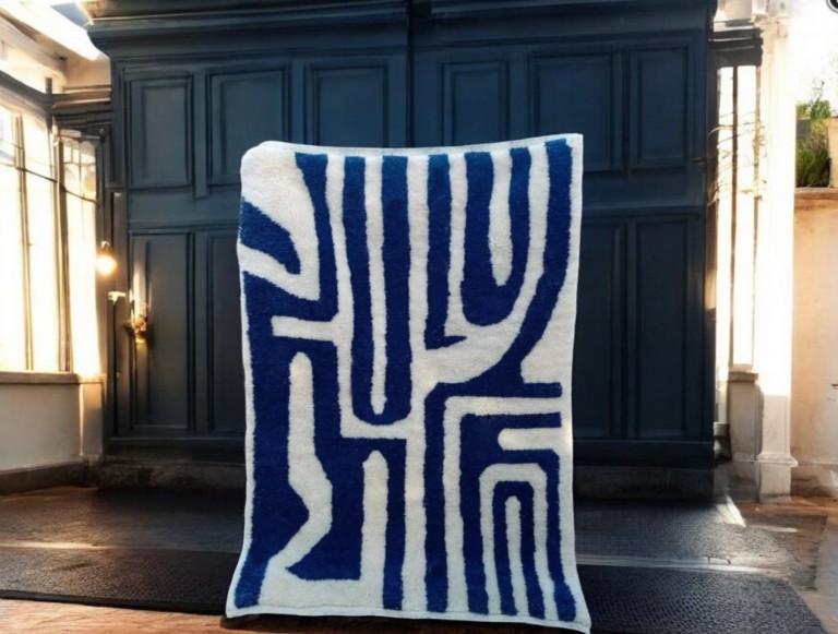 Contemporary-design-rug-berber-blue-white