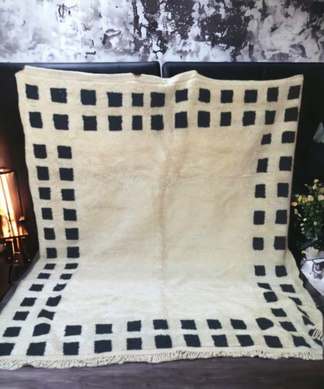 tapis-berbere-luxe-noir-blanc-310cm-270cm
