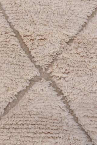 détail-tapis-beni-ouarain-beige-