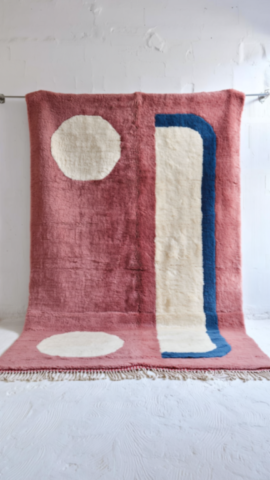 tapis-berbere-rose-motifs-bleus-21 tapis-berbere-rose-motifs-bleus-21