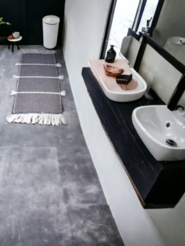 tapis-debain-artisanal-maroc-rayures-blanc-noir-pompons